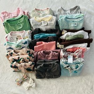 Twin Baby clothes lot (boy/girl)